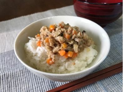 紅一点　だし入りみそ　レシピ